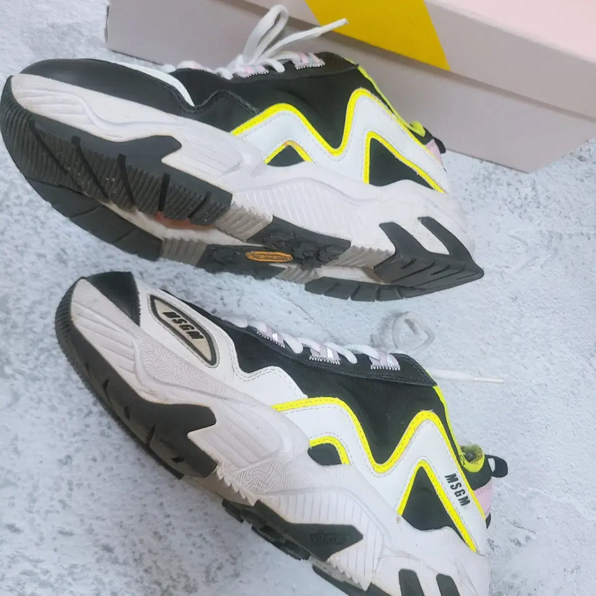 thumbnail-4